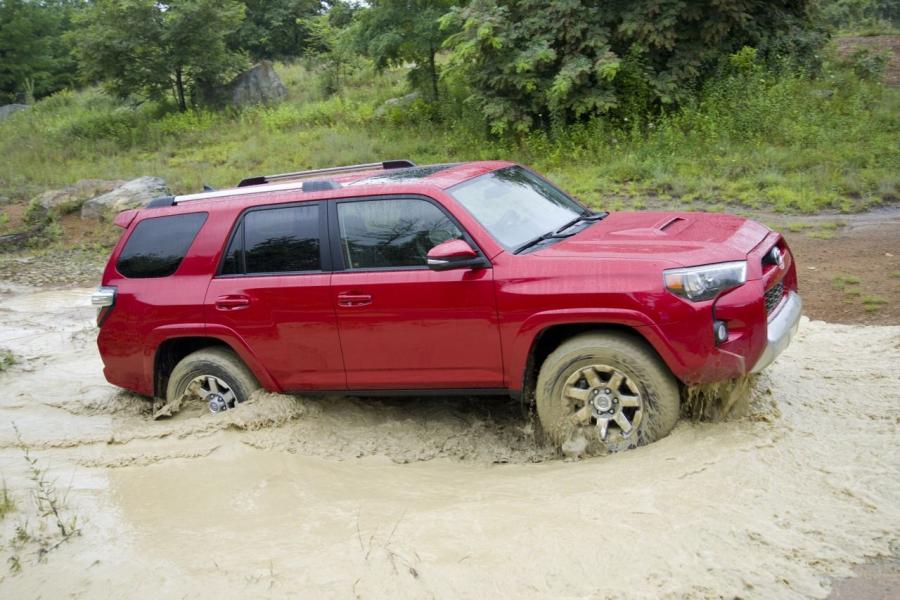  Toyota 4Runner 2014 года  (фото 47 из 55)